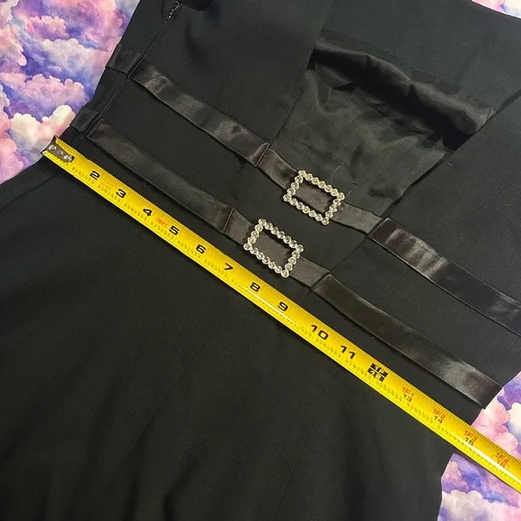 Rimini • Sexy Black Side Slit Vintage Evening Gown - Picture 14 of 16